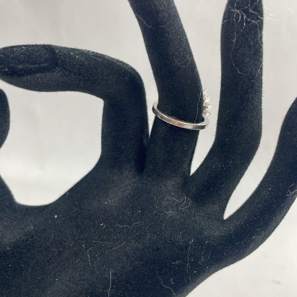 Vintage Panetta Sterling Rhinestone and Glass Onyx Ring Sz 5-1/2 - Picture 4 of 6